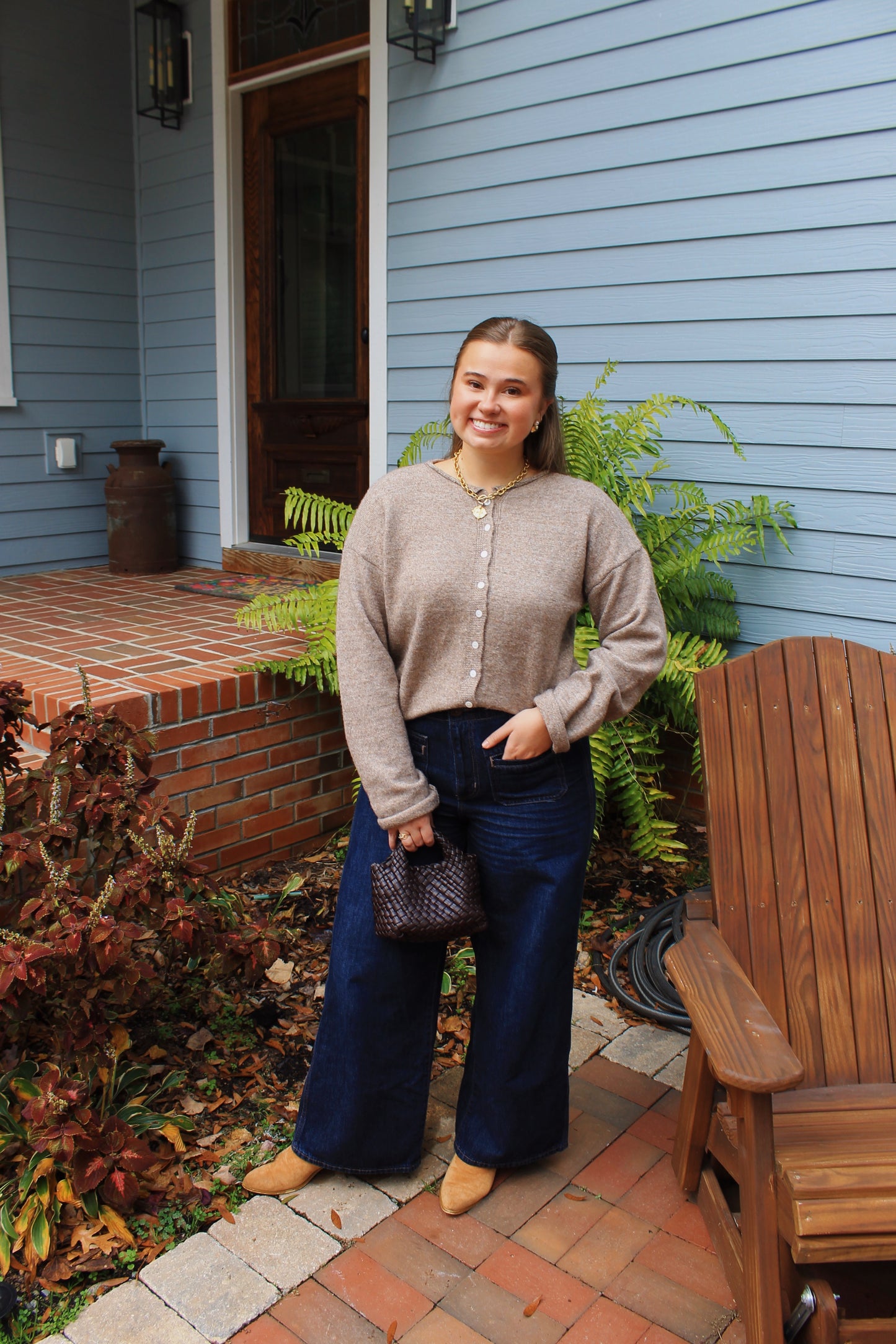 The Classic Sweater - Mocha