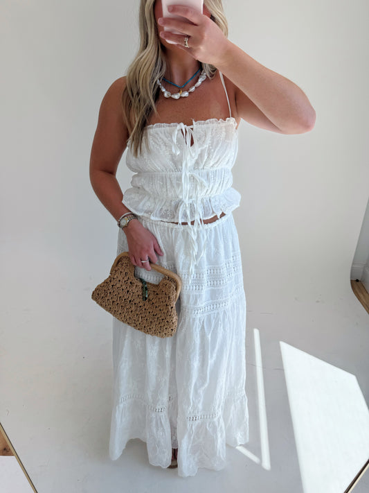 Eyelet Maxi Set