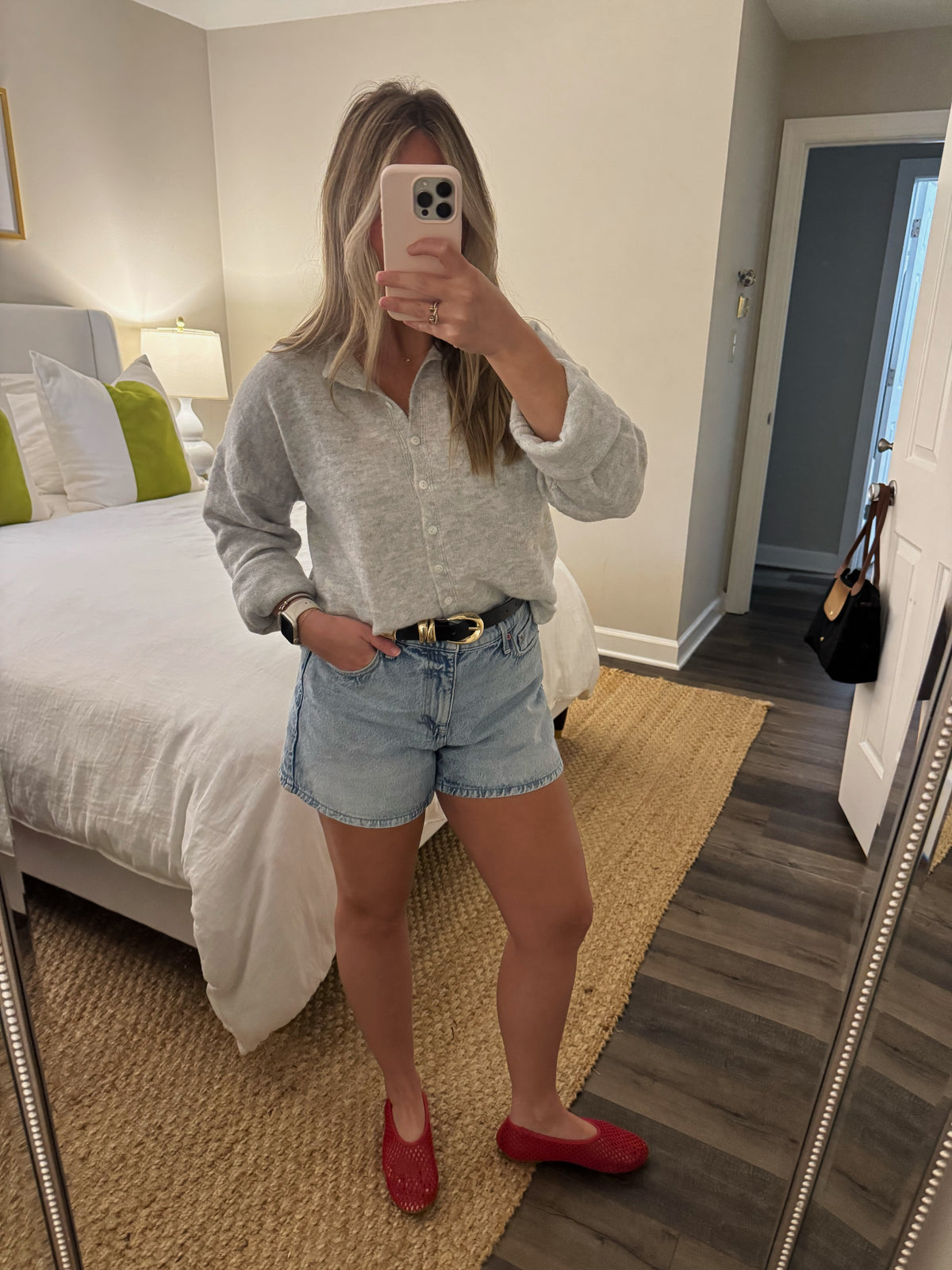 Classic Sweater - Heather Grey