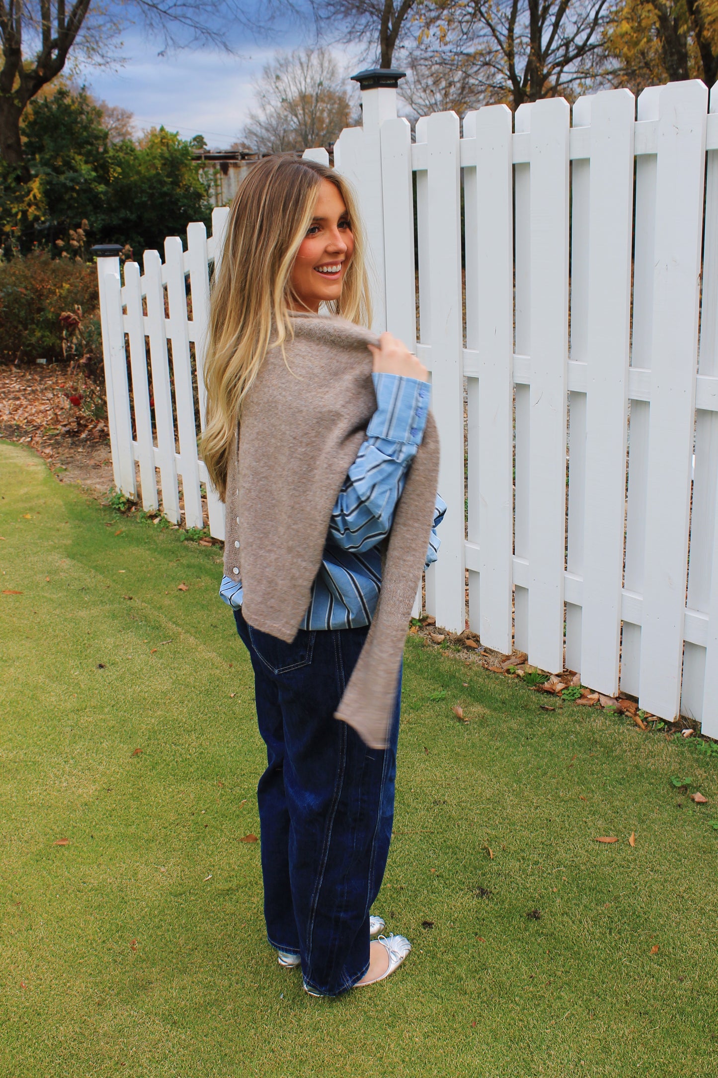 The Classic Sweater - Mocha