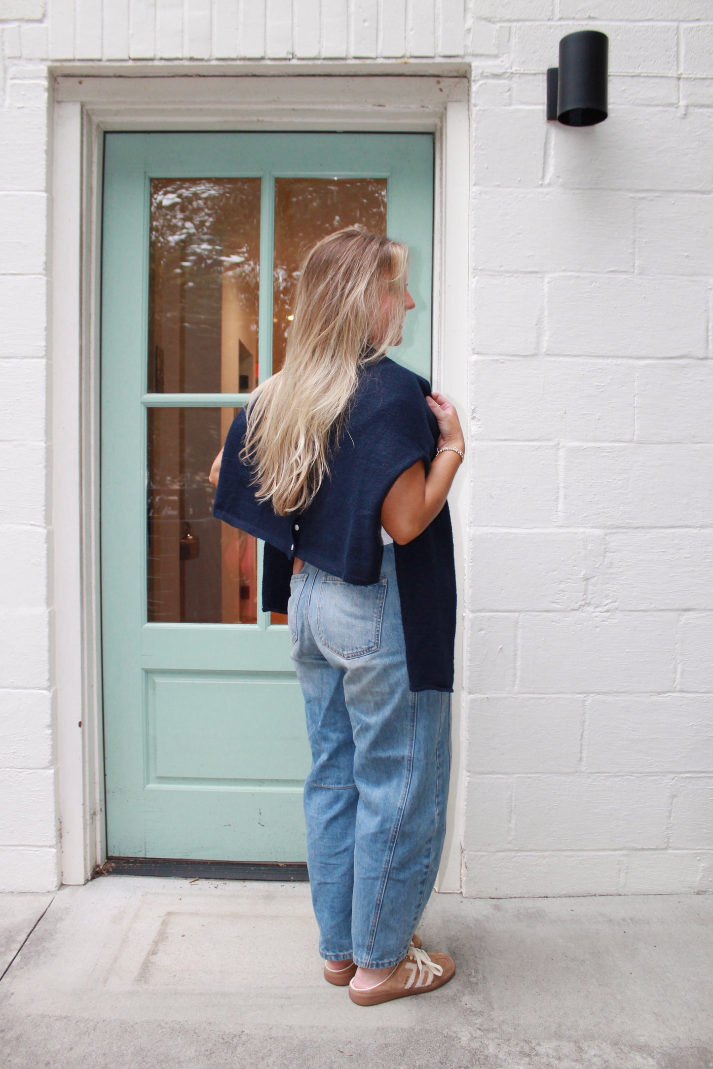 The Classic Sweater - Navy