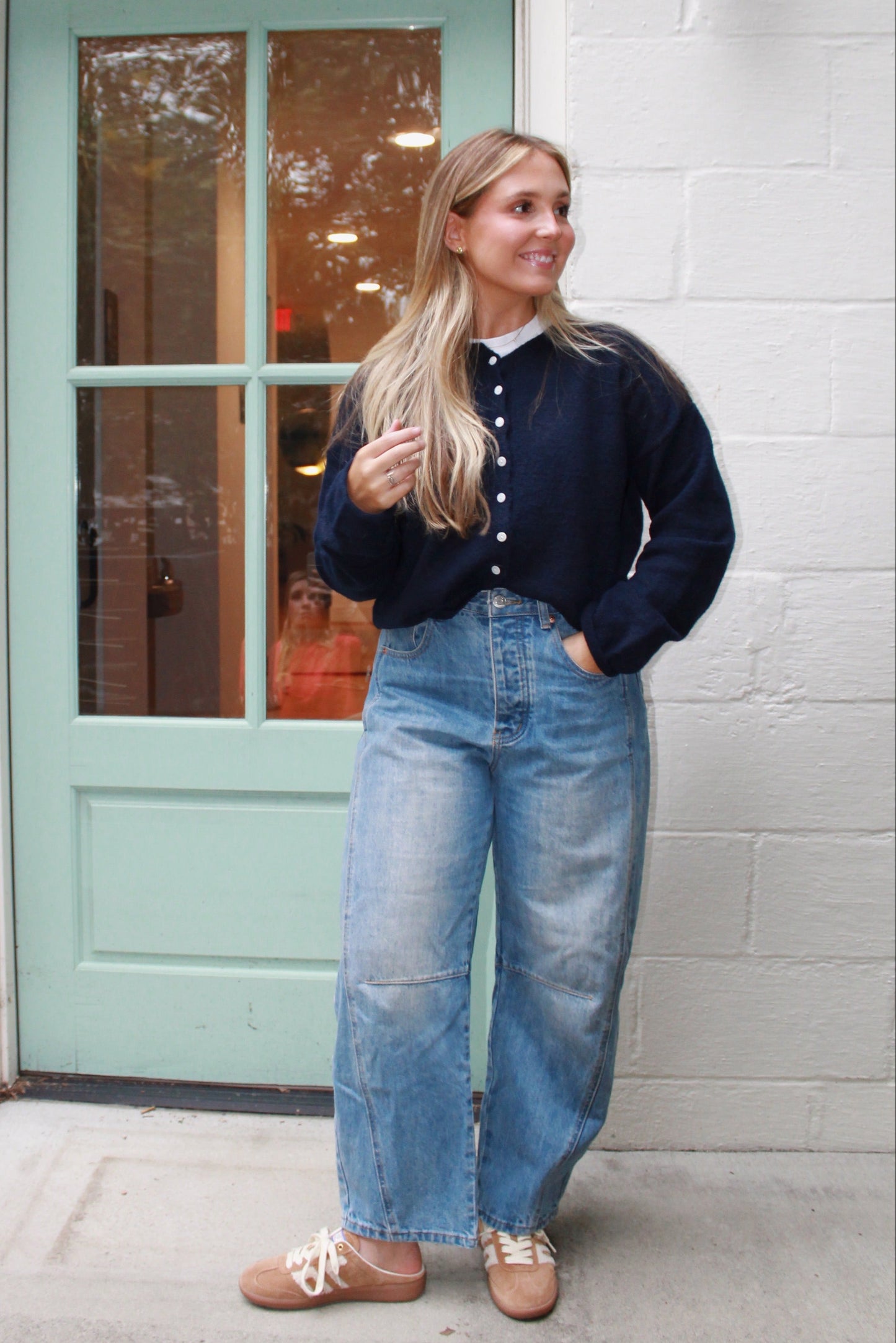 The Classic Sweater - Navy